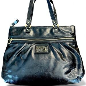 Coach Poppy Daisy Black Patent Leather Shoulder Bag Tote Gold Accents